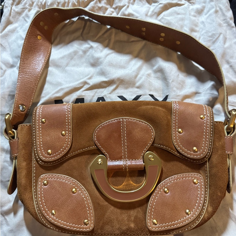 Maxx New York Tan Leather Shoulder Bag with Vintage Charm